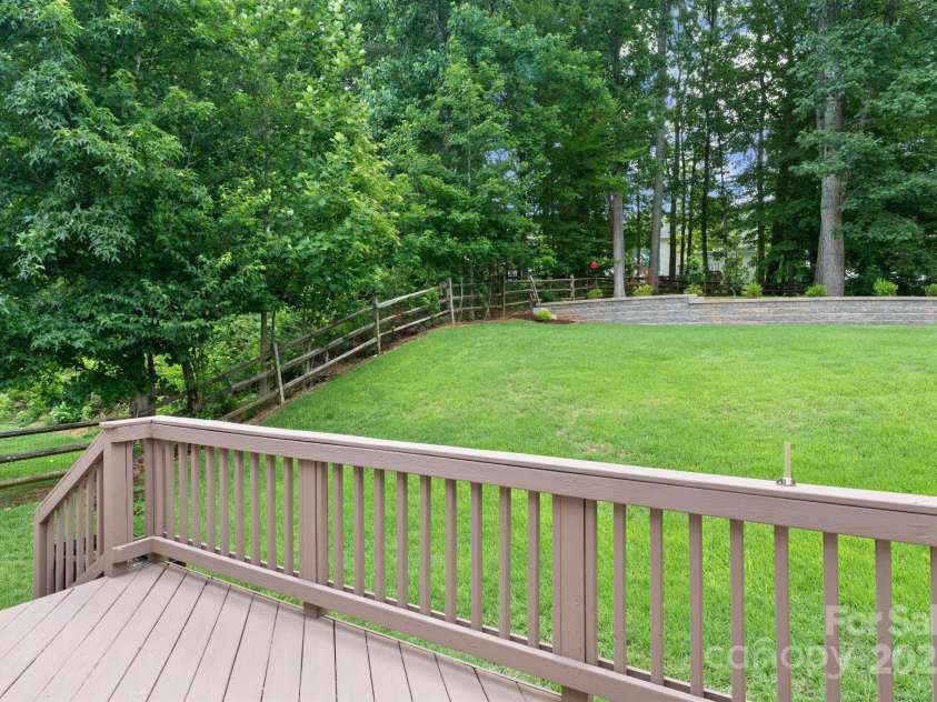 164 Flowering Grove Lane, Mooresville, NC 28115.  MLS# CAR4278355, YatesRealty ID 30900. 