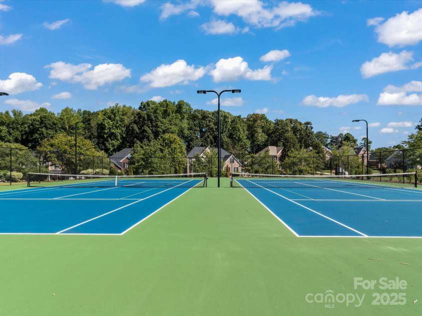 164 Flowering Grove Lane, Mooresville, NC 28115.  MLS# CAR4278355, YatesRealty ID 30900. Community Tennis/Pickleball Courts