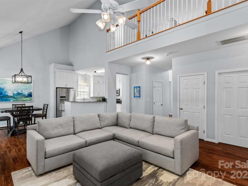 164 Flowering Grove Lane, Mooresville, NC 28115.  MLS# CAR4278355, YatesRealty ID 30900. Great Room