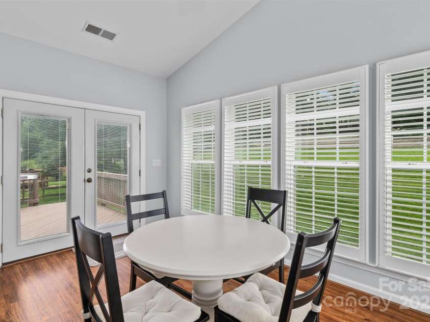 164 Flowering Grove Lane, Mooresville, NC 28115.  MLS# CAR4278355, YatesRealty ID 30900. Sun Room