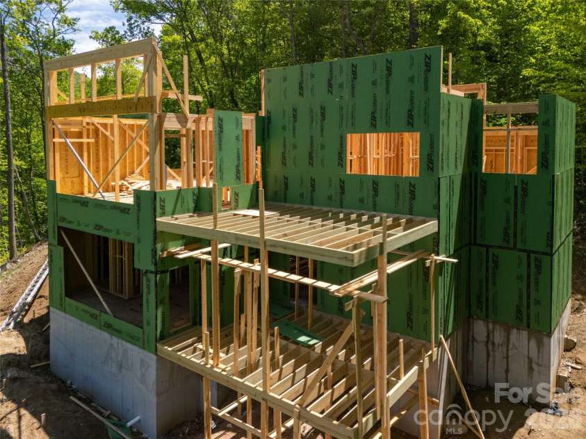 670 Southshore Drive, Tuckasegee, NC 28783.  MLS# CAR4390228, YatesRealty ID 30903. 