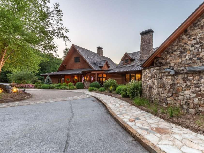 670 Southshore Drive, Tuckasegee, NC 28783.  MLS# CAR4390228, YatesRealty ID 30903. 
