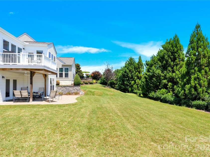 7028 Kitty Hawk Lane, Fort Mill, SC 29707.  MLS# CAR4285011, YatesRealty ID 30903. Great view of the back yard.