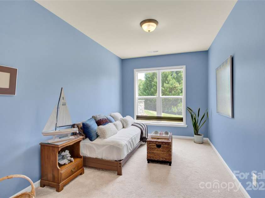7028 Kitty Hawk Lane, Fort Mill, SC 29707.  MLS# CAR4285011, YatesRealty ID 30903. Sitting area off the 3rd Bedroom.