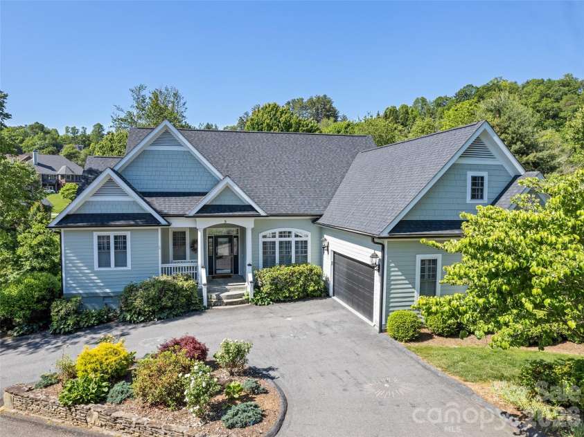 5 Split Creek Court, Mills River, NC 28759.  MLS# CAR4380812, YatesRealty ID 30904. 