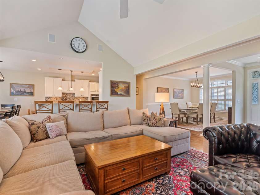 5 Split Creek Court, Mills River, NC 28759.  MLS# CAR4380812, YatesRealty ID 30904. 