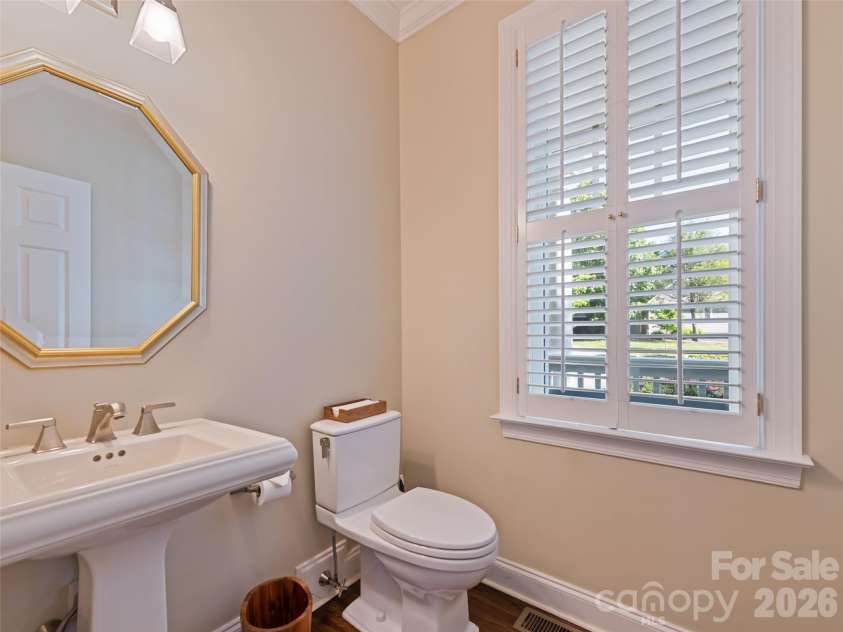 5 Split Creek Court, Mills River, NC 28759.  MLS# CAR4380812, YatesRealty ID 30904. 