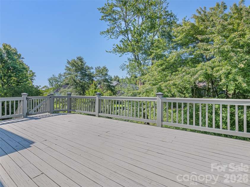 5 Split Creek Court, Mills River, NC 28759.  MLS# CAR4380812, YatesRealty ID 30904. 