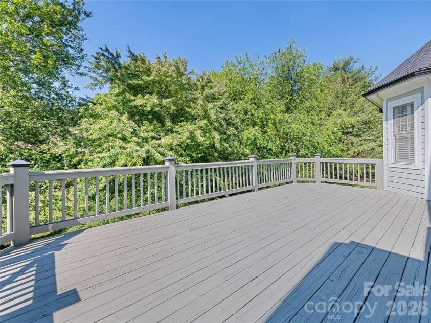 5 Split Creek Court, Mills River, NC 28759.  MLS# CAR4380812, YatesRealty ID 30904. 