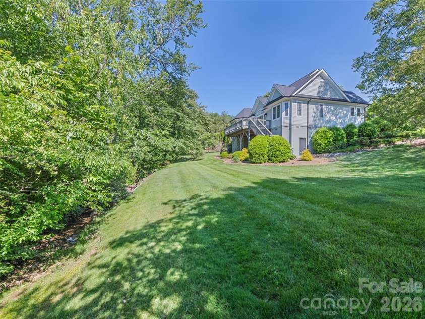 5 Split Creek Court, Mills River, NC 28759.  MLS# CAR4380812, YatesRealty ID 30904. 