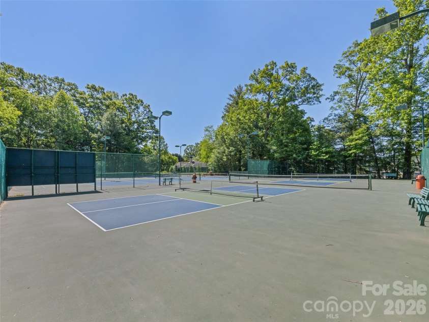 5 Split Creek Court, Mills River, NC 28759.  MLS# CAR4380812, YatesRealty ID 30904. 