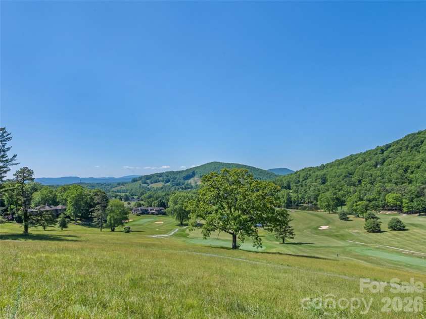 5 Split Creek Court, Mills River, NC 28759.  MLS# CAR4380812, YatesRealty ID 30904. 