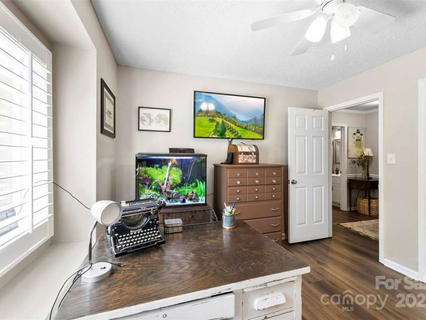 3084 River Ridge Drive, Gastonia, NC 28056.  MLS# CAR4286037, YatesRealty ID 30906. 