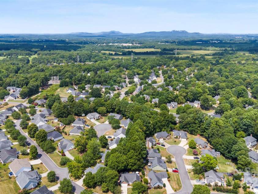 3084 River Ridge Drive, Gastonia, NC 28056.  MLS# CAR4286037, YatesRealty ID 30906. 