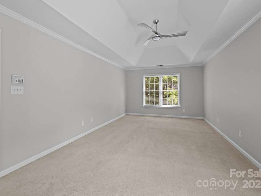 1904 Dearmon Drive, Charlotte, NC 28205.  MLS# CAR4267872, YatesRealty ID 30908. 