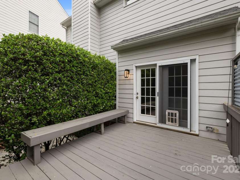 1904 Dearmon Drive, Charlotte, NC 28205.  MLS# CAR4267872, YatesRealty ID 30908. 