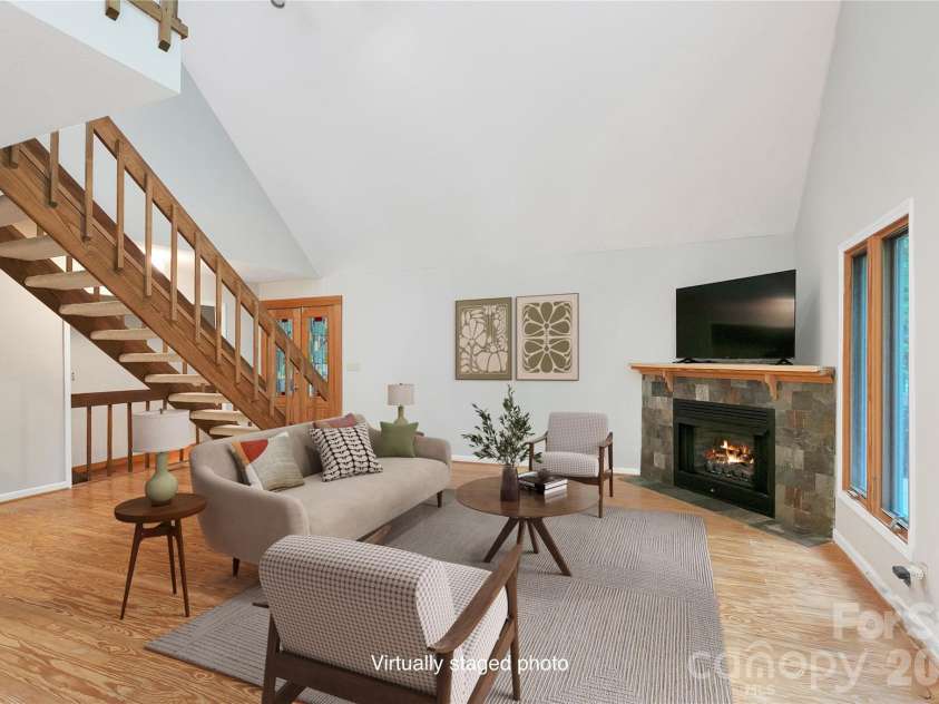 56 Guque Court, Brevard, NC 28712.  MLS# CAR4391612, YatesRealty ID 30909. Virtually Staged 2-story Great Room