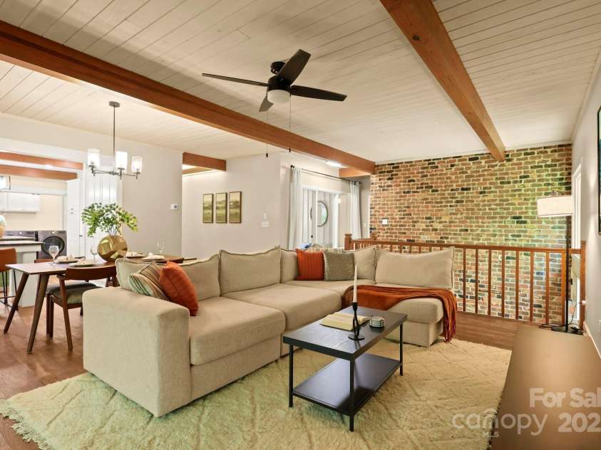 874 Cherokee Place, Lenoir, NC 28645.  MLS# CAR4288568, YatesRealty ID 30909. 