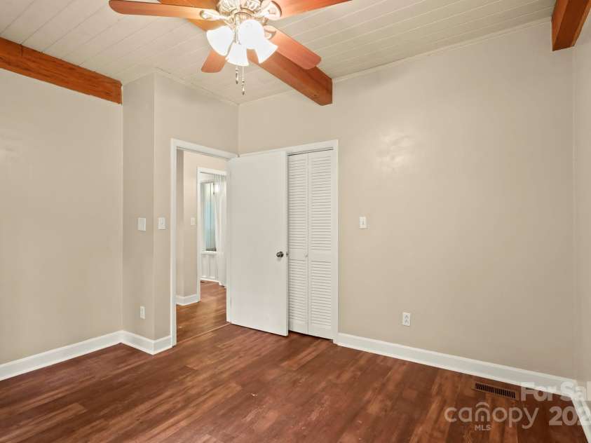 874 Cherokee Place, Lenoir, NC 28645.  MLS# CAR4288568, YatesRealty ID 30909. Bedroom 3