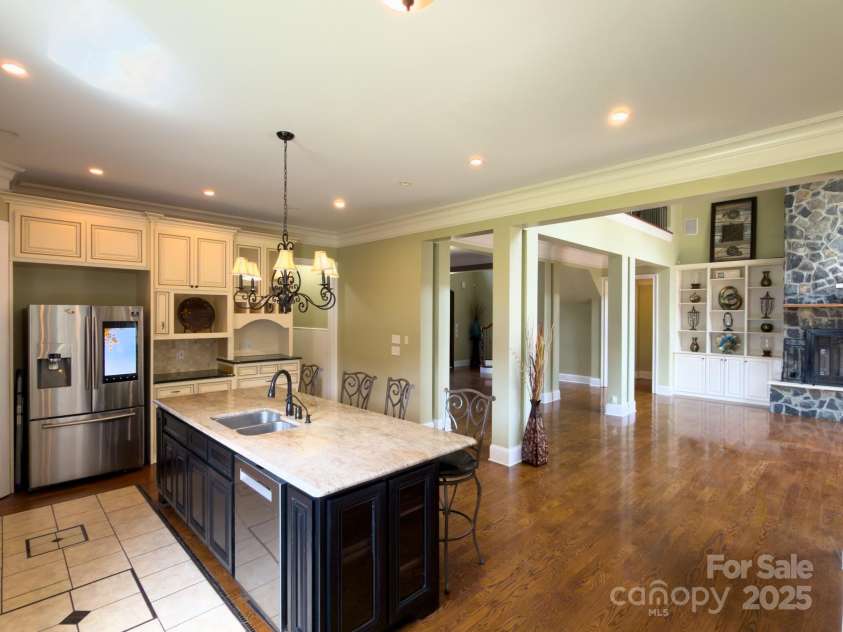 1132 Mt Holly Huntersville Road, Charlotte, NC 28214.  MLS# CAR4298460, YatesRealty ID 3091. 