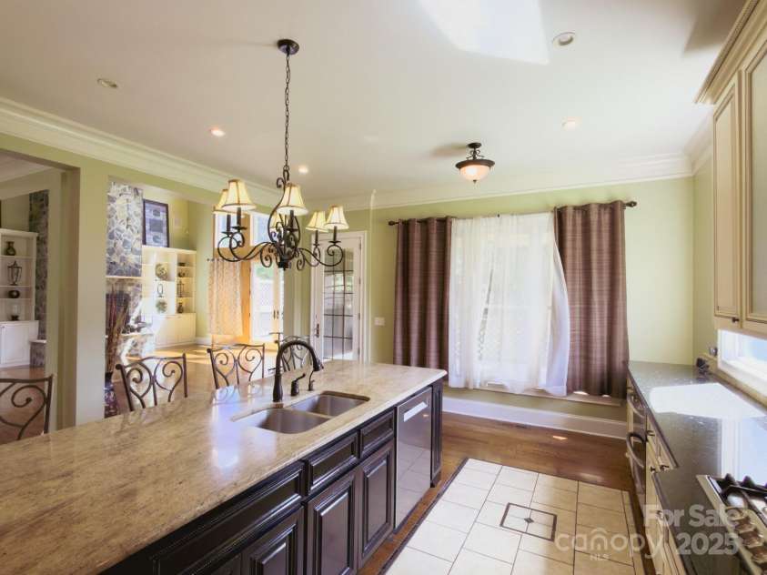 1132 Mt Holly Huntersville Road, Charlotte, NC 28214.  MLS# CAR4298460, YatesRealty ID 3091. 