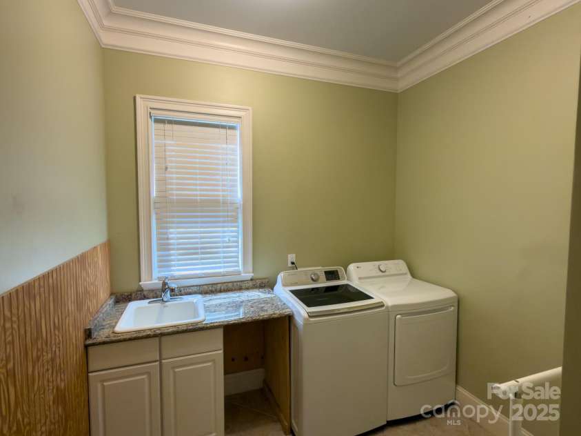 1132 Mt Holly Huntersville Road, Charlotte, NC 28214.  MLS# CAR4298460, YatesRealty ID 3091. 