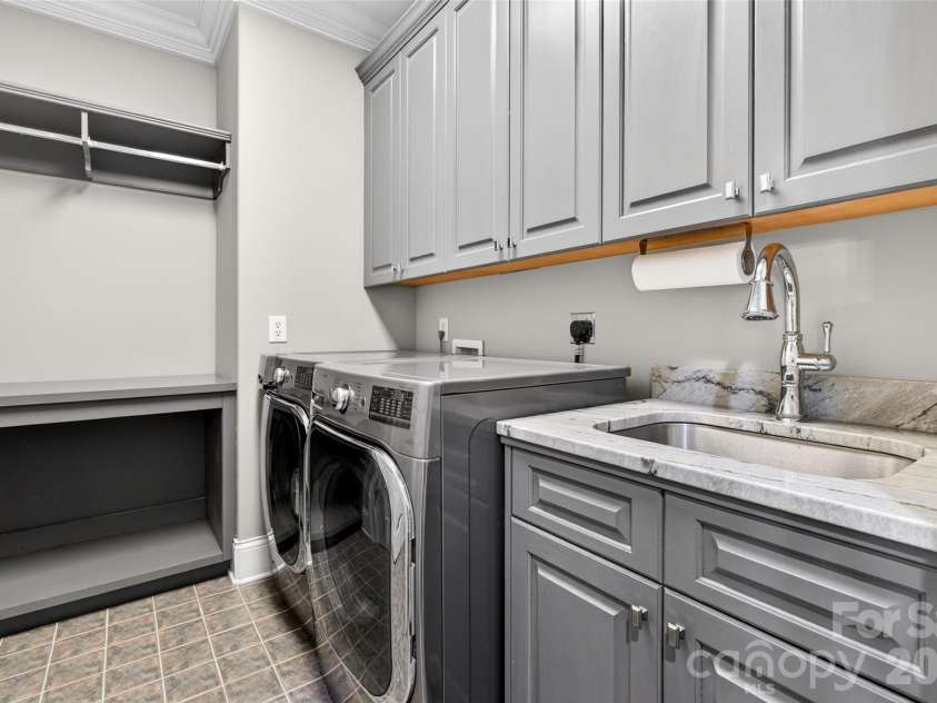 1440 Langdon Road, Sherrills Ford, NC 28673.  MLS# CAR4382448, YatesRealty ID 30910. Main floor laundry