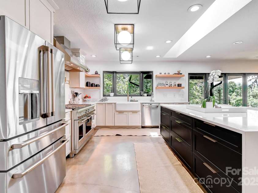 169 Pickens Road, Weaverville, NC 28787.  MLS# CAR4281406, YatesRealty ID 30910. 