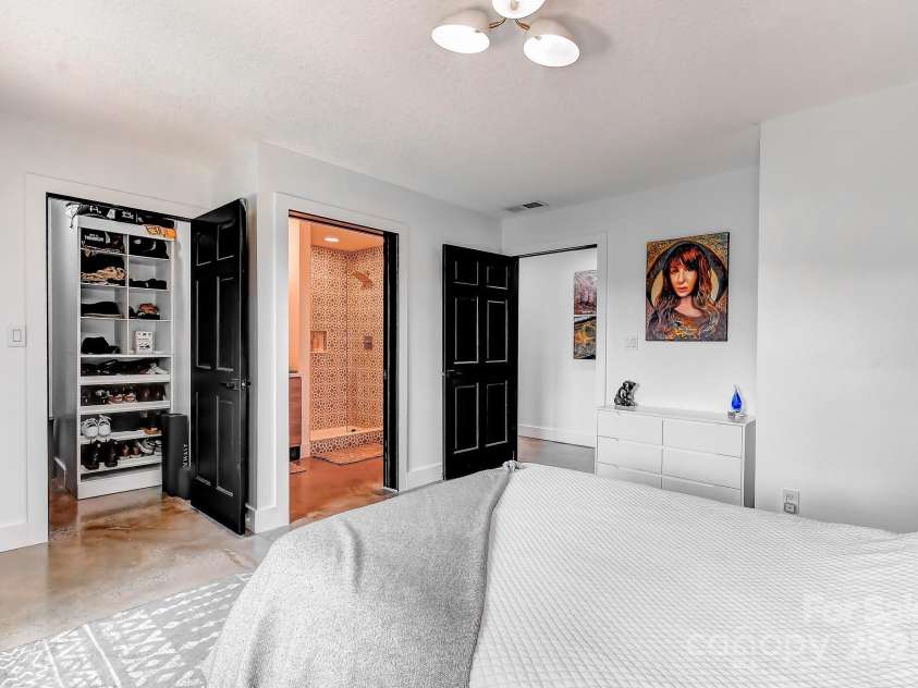 169 Pickens Road, Weaverville, NC 28787.  MLS# CAR4281406, YatesRealty ID 30910. 