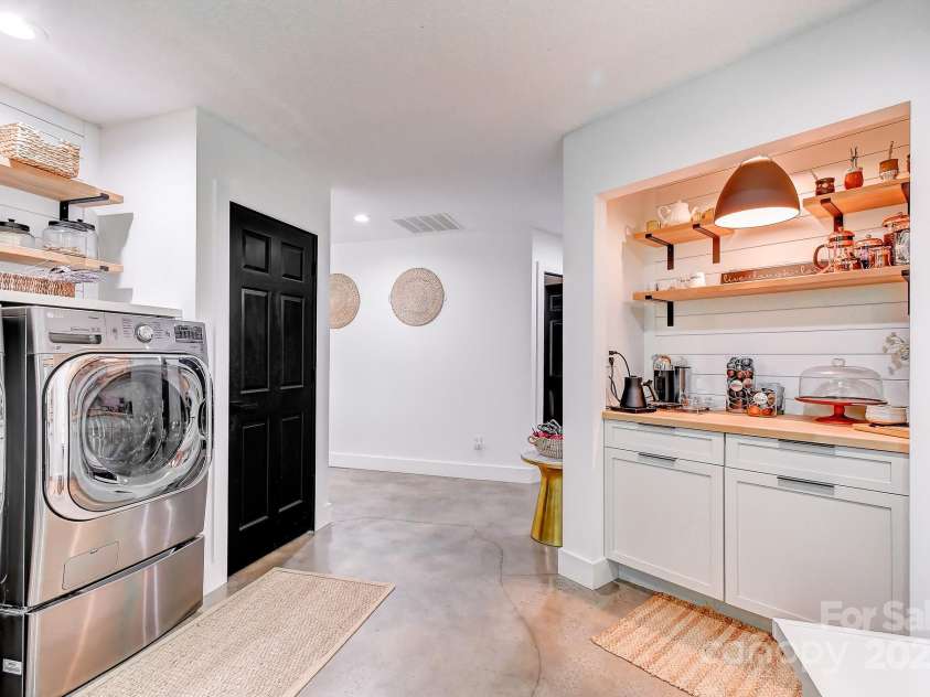 169 Pickens Road, Weaverville, NC 28787.  MLS# CAR4281406, YatesRealty ID 30910. 