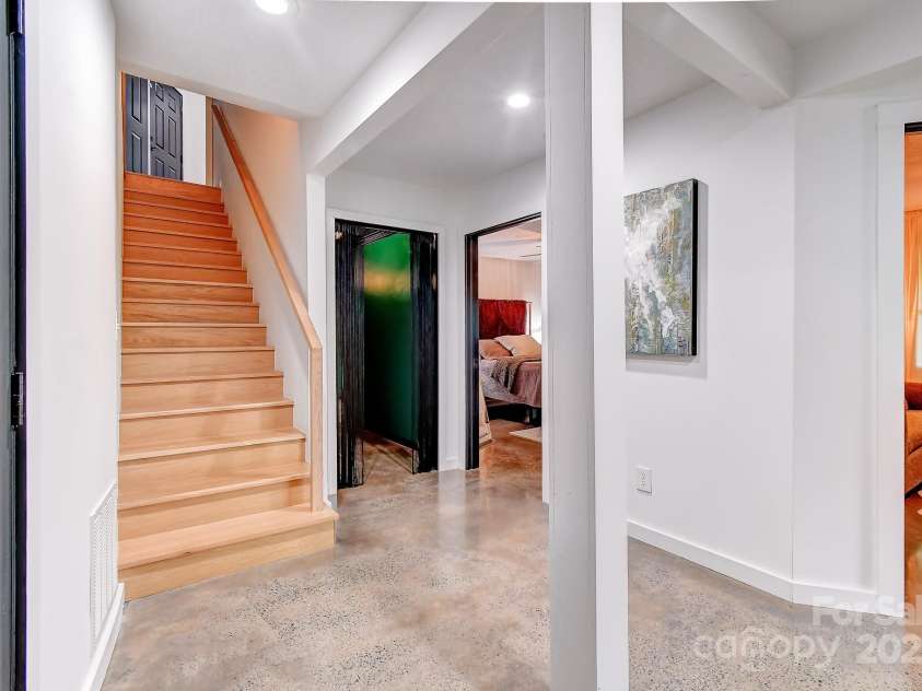 169 Pickens Road, Weaverville, NC 28787.  MLS# CAR4281406, YatesRealty ID 30910. 