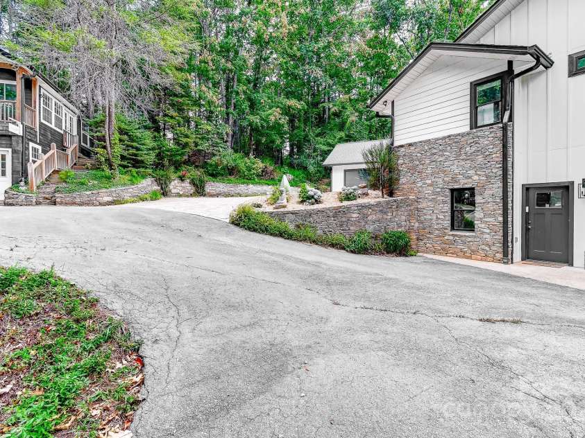 169 Pickens Road, Weaverville, NC 28787.  MLS# CAR4281406, YatesRealty ID 30910. 