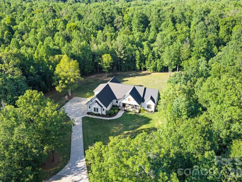 6514 Forney Hill Road, Denver, NC 28037.  MLS# CAR4389096, YatesRealty ID 30911. 