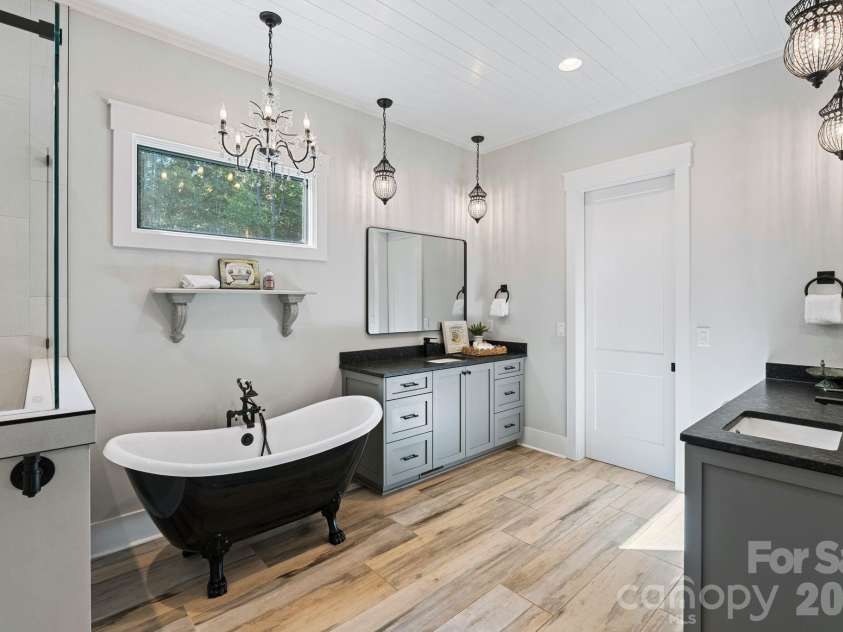 6514 Forney Hill Road, Denver, NC 28037.  MLS# CAR4389096, YatesRealty ID 30911. 