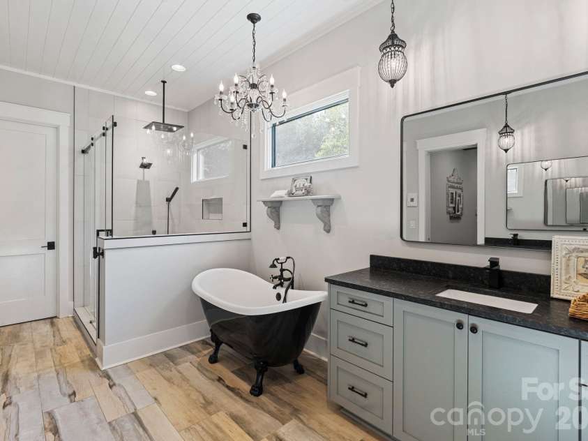 6514 Forney Hill Road, Denver, NC 28037.  MLS# CAR4389096, YatesRealty ID 30911. 