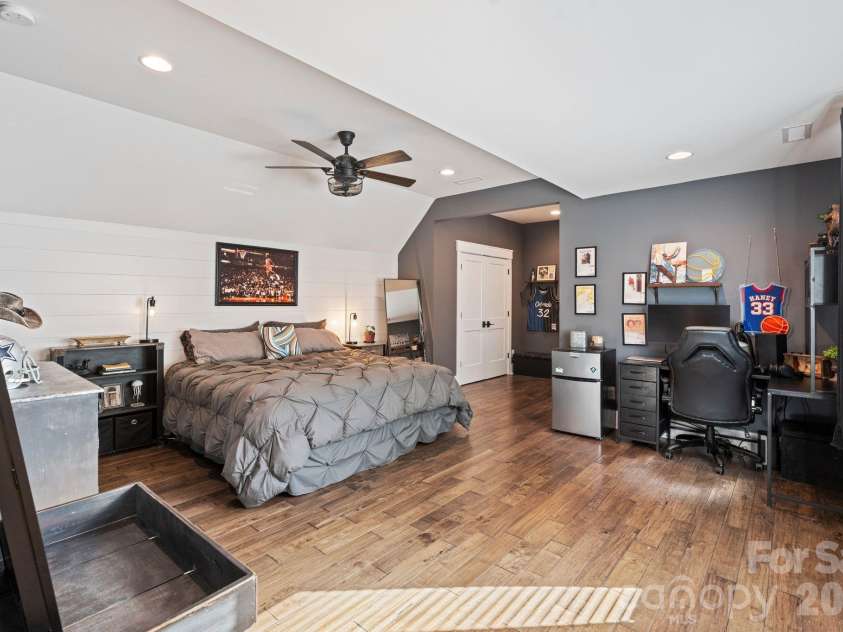6514 Forney Hill Road, Denver, NC 28037.  MLS# CAR4389096, YatesRealty ID 30911. 
