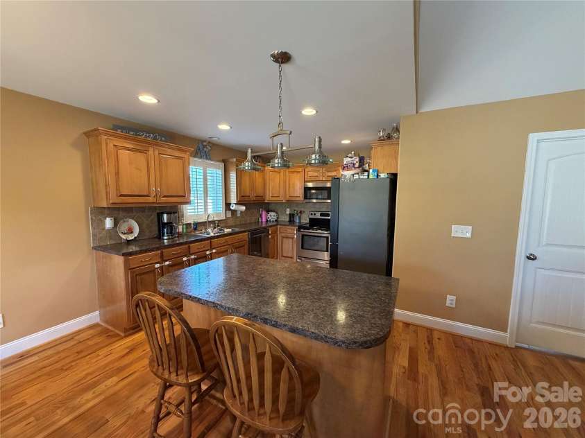 510 Carpenter Street, Maiden, NC 28650.  MLS# CAR4364335, YatesRealty ID 30912. 