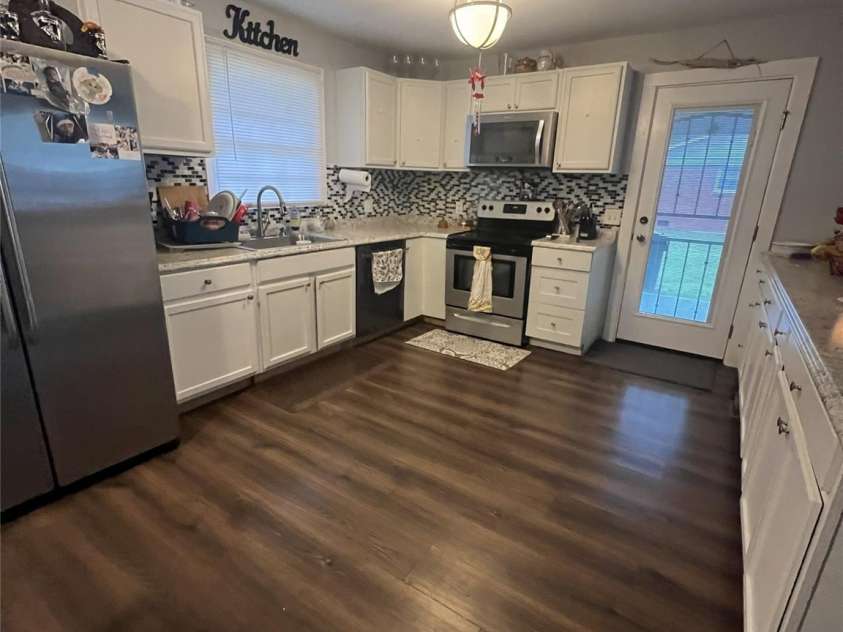 1174 Stanley Drive, Rock Hill, SC 29730.  MLS# CAR4393919, YatesRealty ID 30915. 