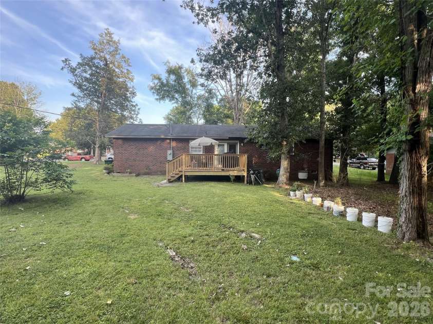 1174 Stanley Drive, Rock Hill, SC 29730.  MLS# CAR4393919, YatesRealty ID 30915. 