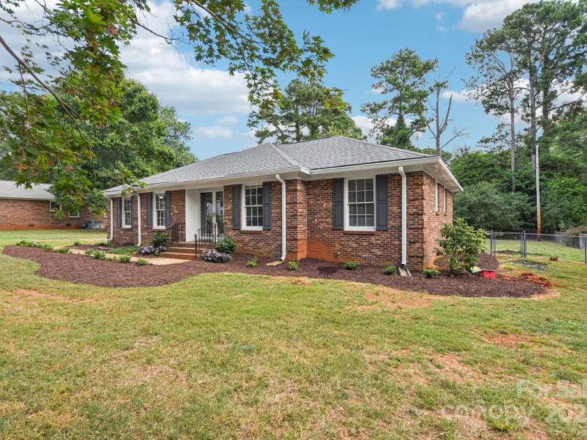 16408 Thompson Road, Mint Hill, NC 28227.  MLS# CAR4286015, YatesRealty ID 30915. 