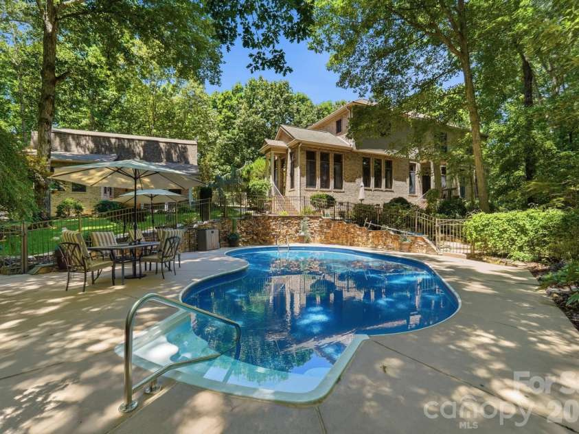 17532 Efird Road, Albemarle, NC 28001.  MLS# CAR4388386, YatesRealty ID 30916. 