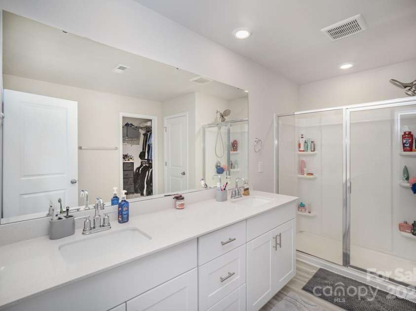 1010 Harry Court, Albemarle, NC 28001.  MLS# CAR4272345, YatesRealty ID 30917. 