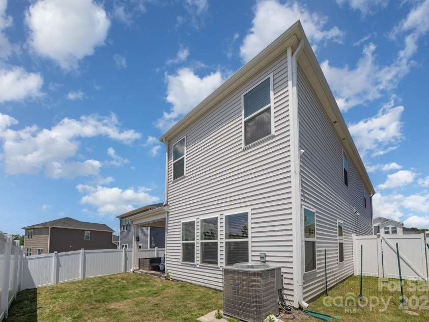 1010 Harry Court, Albemarle, NC 28001.  MLS# CAR4272345, YatesRealty ID 30917. 