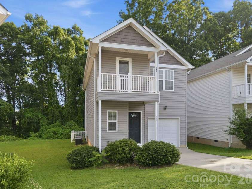 143 High Bluff Circle, Mooresville, NC 28115.  MLS# CAR4391927, YatesRealty ID 30918. Welcome!