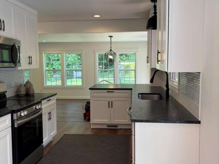 6 Greene Knoll Drive, Candler, NC 28715.  MLS# CAR4392058, YatesRealty ID 30919. 