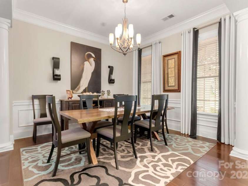 15814 Vale Ridge Drive, Charlotte, NC 28278.  MLS# CAR4166214, YatesRealty ID 3092. 