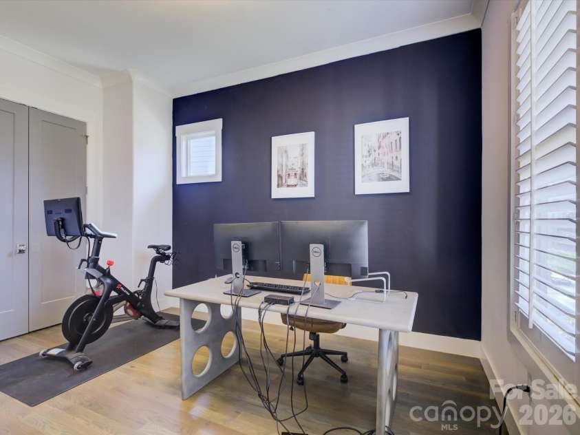 2574 Barry Street, Charlotte, NC 28205.  MLS# CAR4337759, YatesRealty ID 3092. 