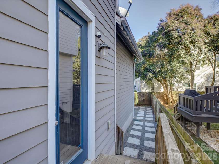 2574 Barry Street, Charlotte, NC 28205.  MLS# CAR4337759, YatesRealty ID 3092. 