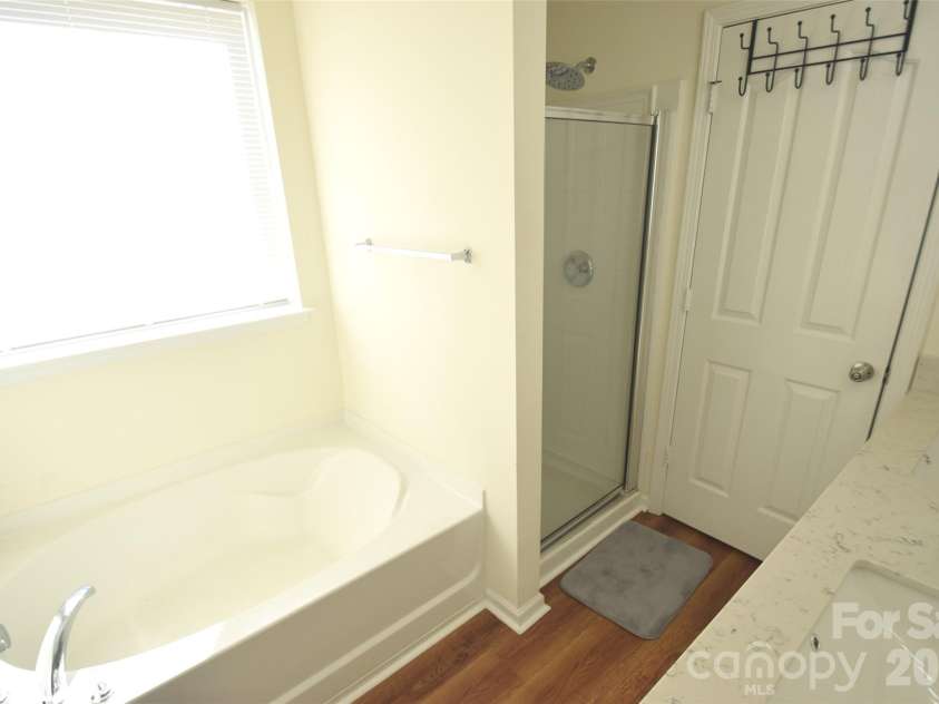 608 Wrayhill Drive, Charlotte, NC 28262.  MLS# CAR4345039, YatesRealty ID 30921. 