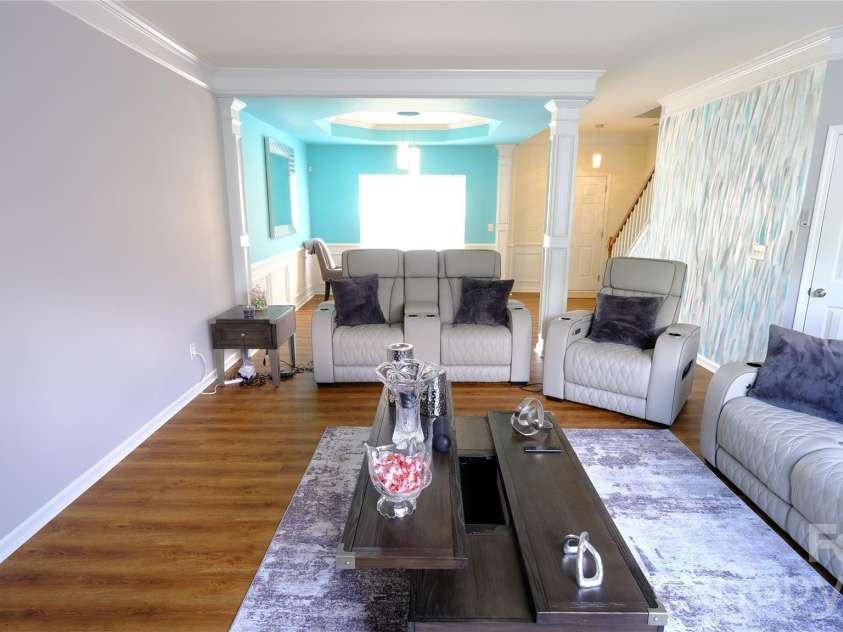 608 Wrayhill Drive, Charlotte, NC 28262.  MLS# CAR4345039, YatesRealty ID 30921. 